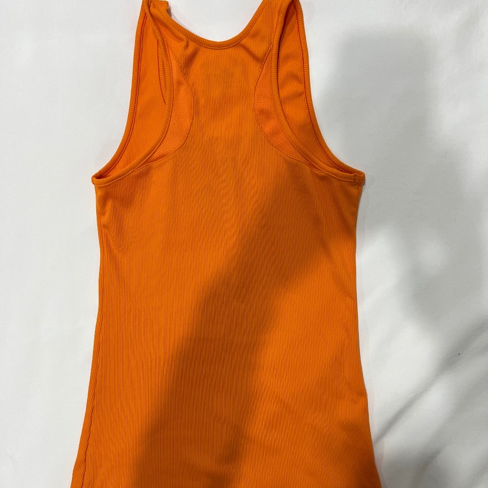 Under Armour Ribbed Tank Size M - Picture 2 of 2